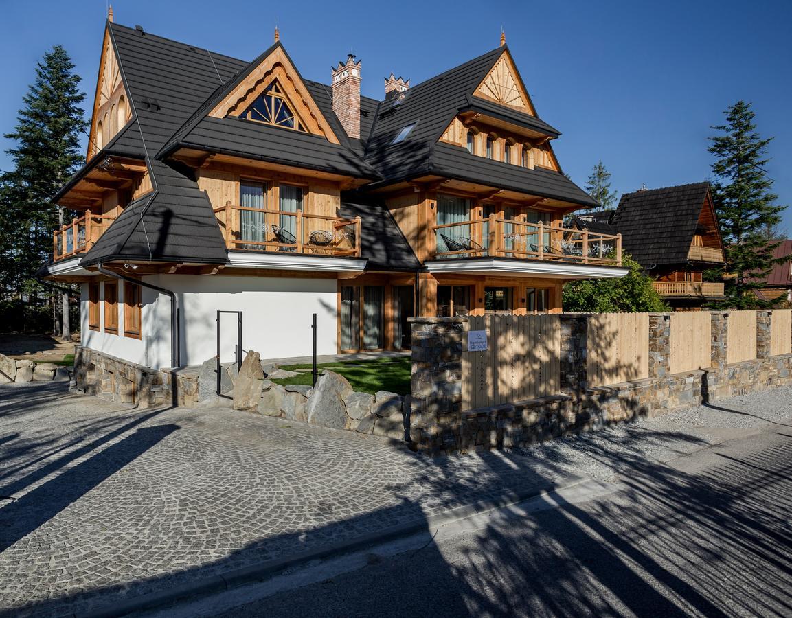 Biala Owca Bed and Breakfast Zakopane Exteriör bild A typical chalet in Zakopane
