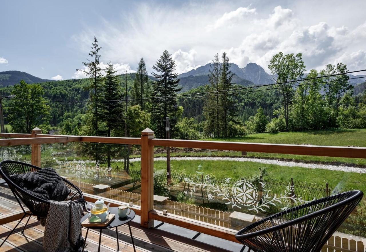 Biala Owca Bed and Breakfast Zakopane Exteriör bild View of the High Tatras from the hotel